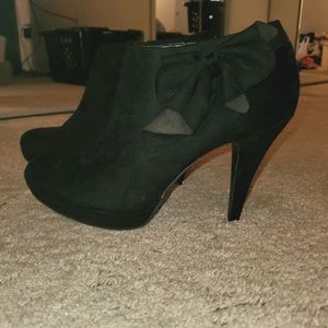 Black Bootie with Side Bow